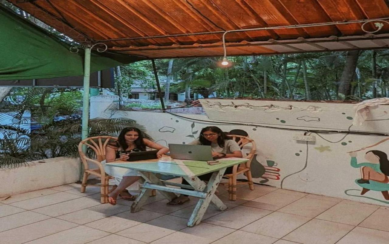 Piggy Calangute By Urban Nomads - Dorms & Pvt Rooms GOA Exteriér fotografie